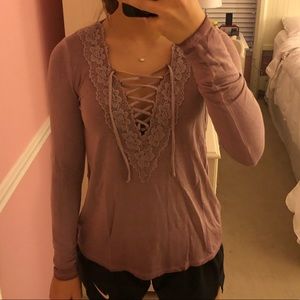 American Eagle XS lace up mauve top